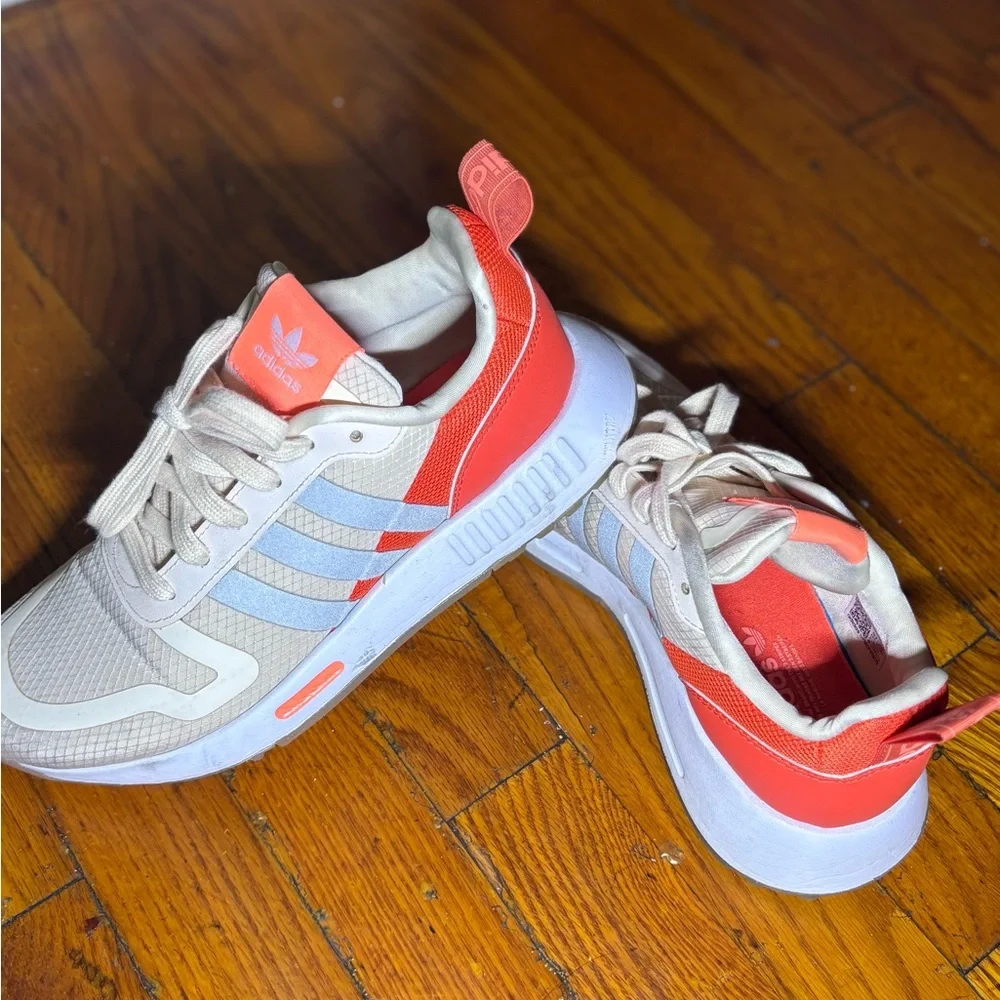 Adidas White and Orange Sneakers Modern Athletic Design